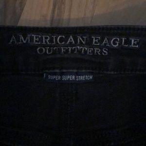 Distressed skinny jeans